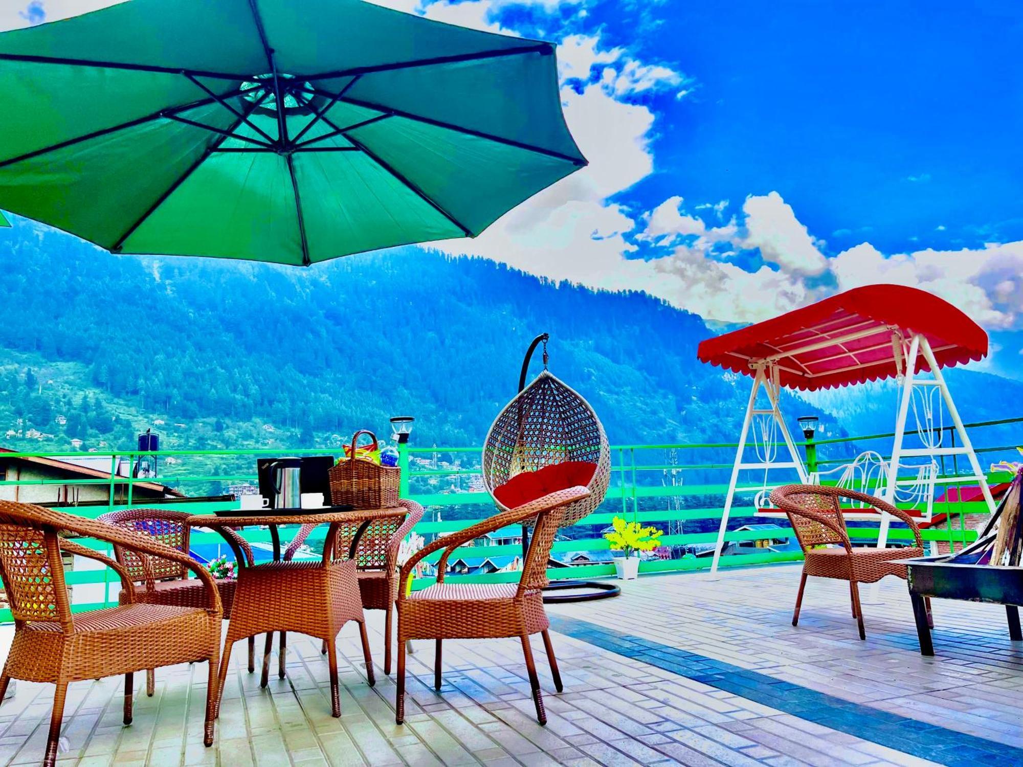Tata Vista Resort Mall Road Manali - Centrally Heated & Air Cooled Buitenkant foto