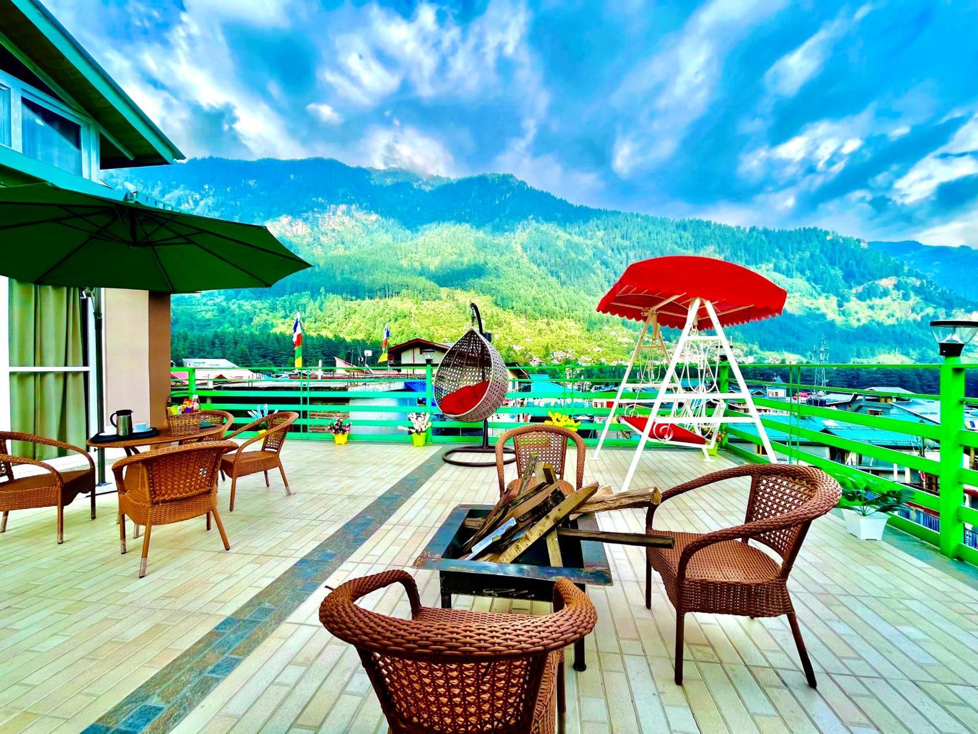 Tata Vista Resort Mall Road Manali - Centrally Heated & Air Cooled Buitenkant foto