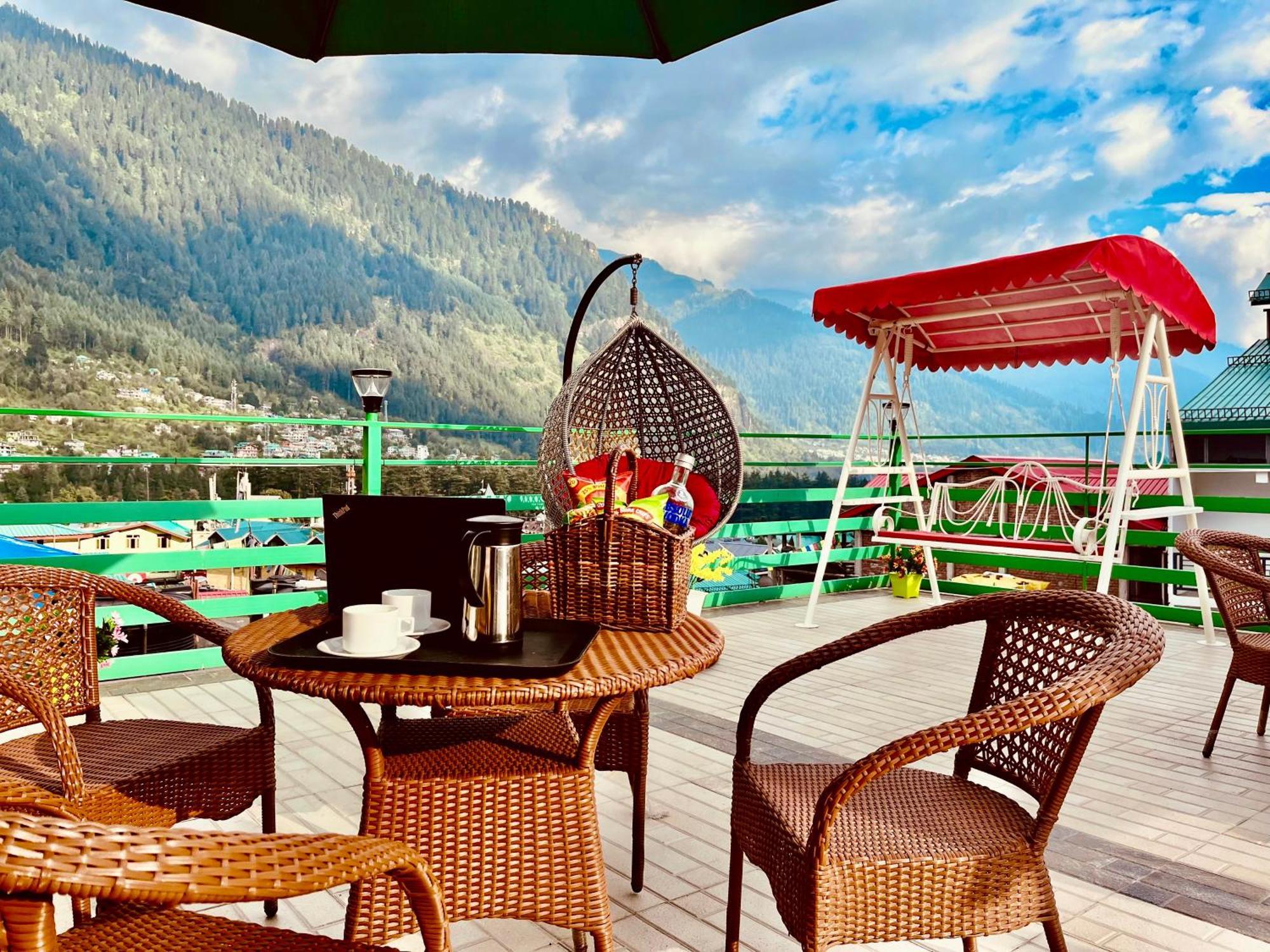 Tata Vista Resort Mall Road Manali - Centrally Heated & Air Cooled Buitenkant foto