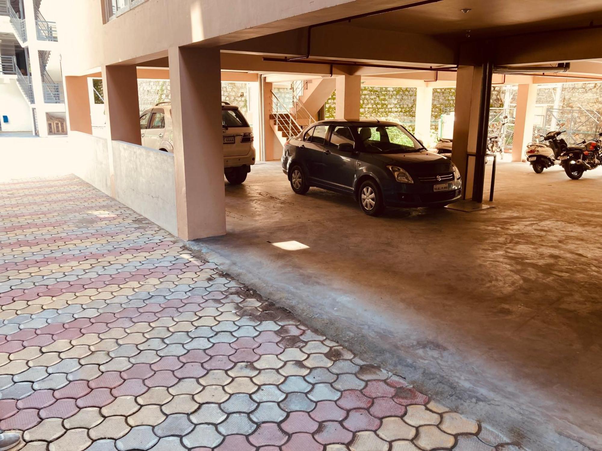 Tata Vista Resort Mall Road Manali - Centrally Heated & Air Cooled Buitenkant foto